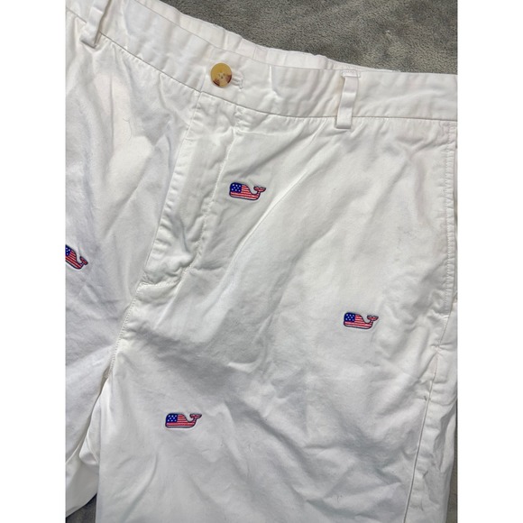 Vineyard‎ Vines American Flag Whale Print Shorts White Casual Size 40 - Picture 1 of 7